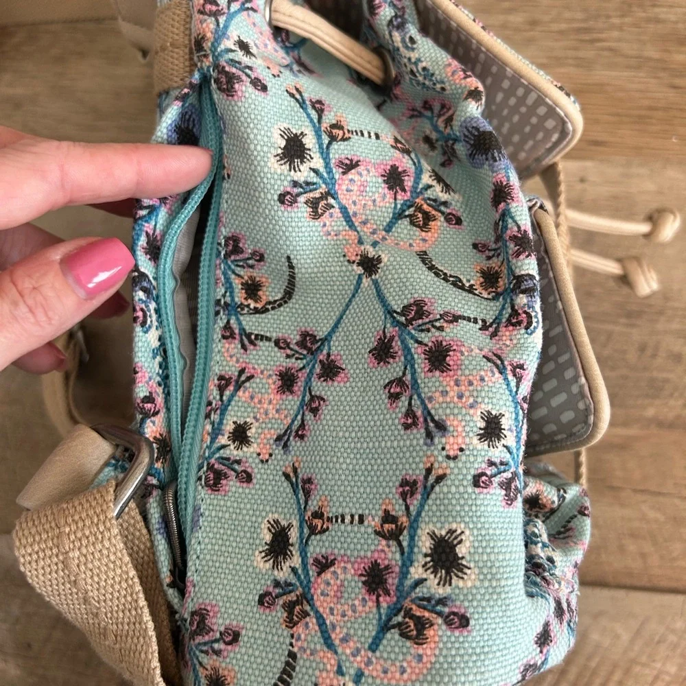 Sakroots Floral Print Light Blue Backpack